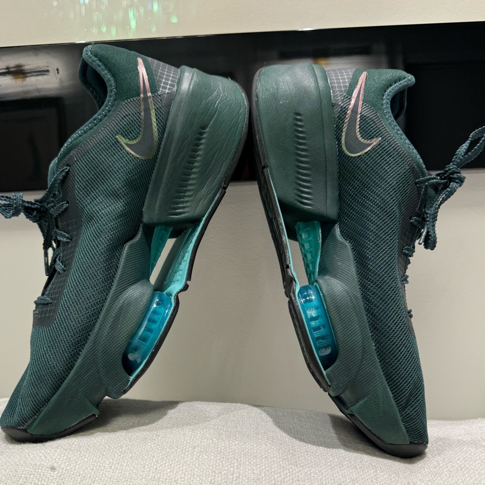 🐍Nike super rep 3 green sneakers - 7.5m/9w - *never worn*🐍